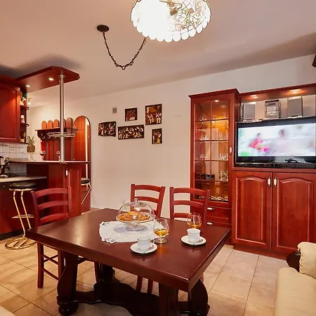 Okowita I Karat Apartman